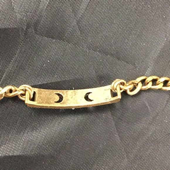 Gem Embellished Curved Bar Choker (G2) - Picture 5 of 5